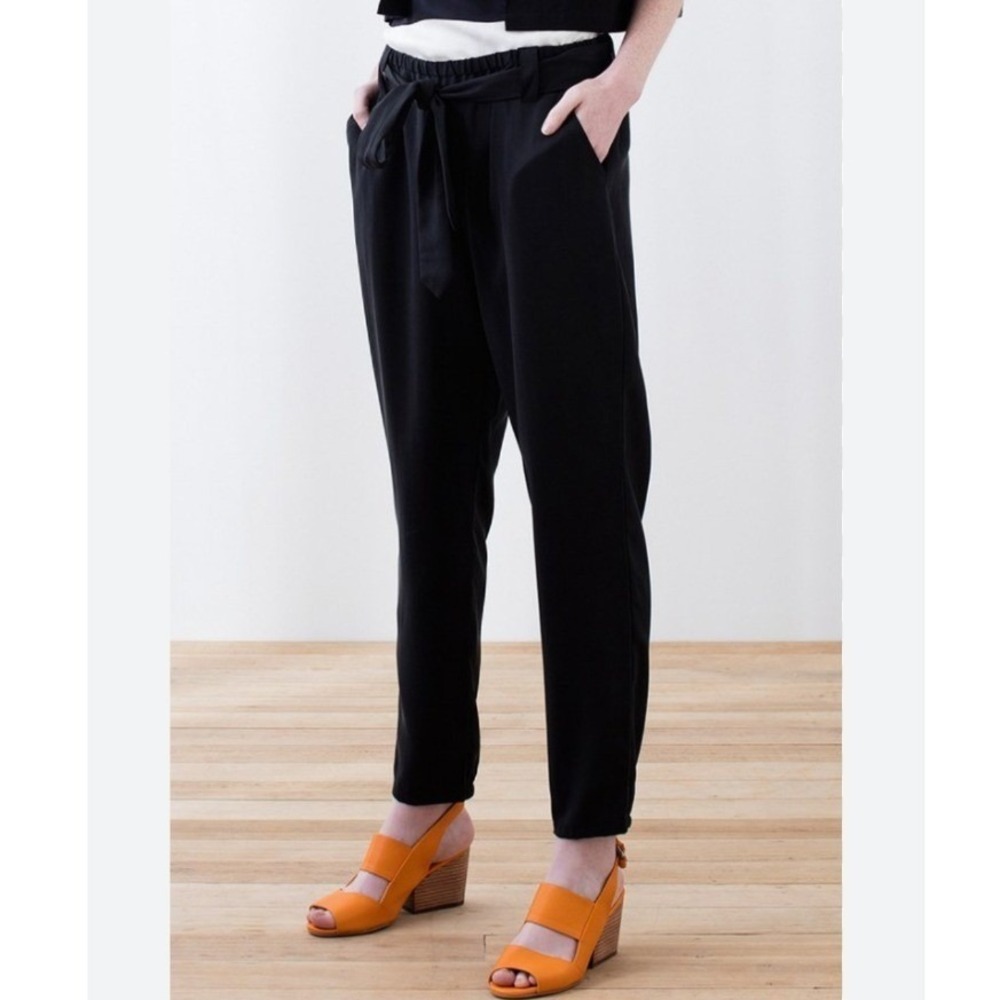 ELK Black Paperbag Waist Tie Belt Wide Leg Pants Women 8 ANKLE PULL ON HIGH RISE